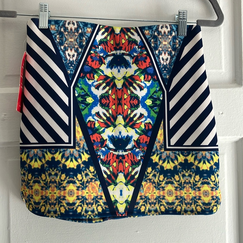 Jealous Tomato mini skirt - size Small